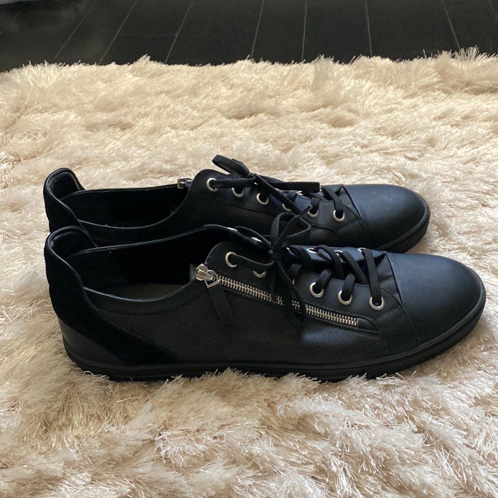 LOUIS VUITTON Men's Sneakers Adventure Zip-up Black Damier Black size 13-13.5.